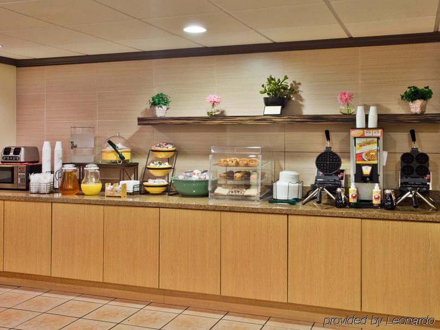 Spark By Hilton Savannah Midtown Extérieur photo